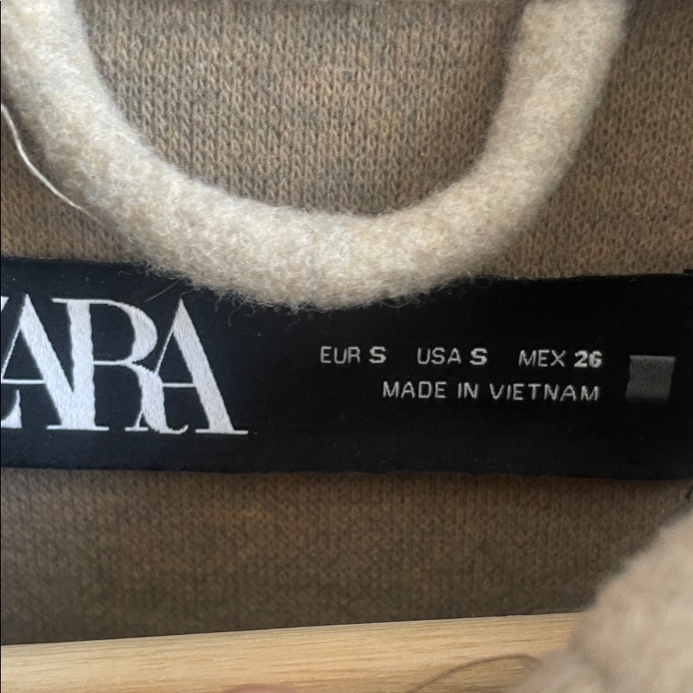 Zara Beige Belted Overshirt - Picture 6 of 12